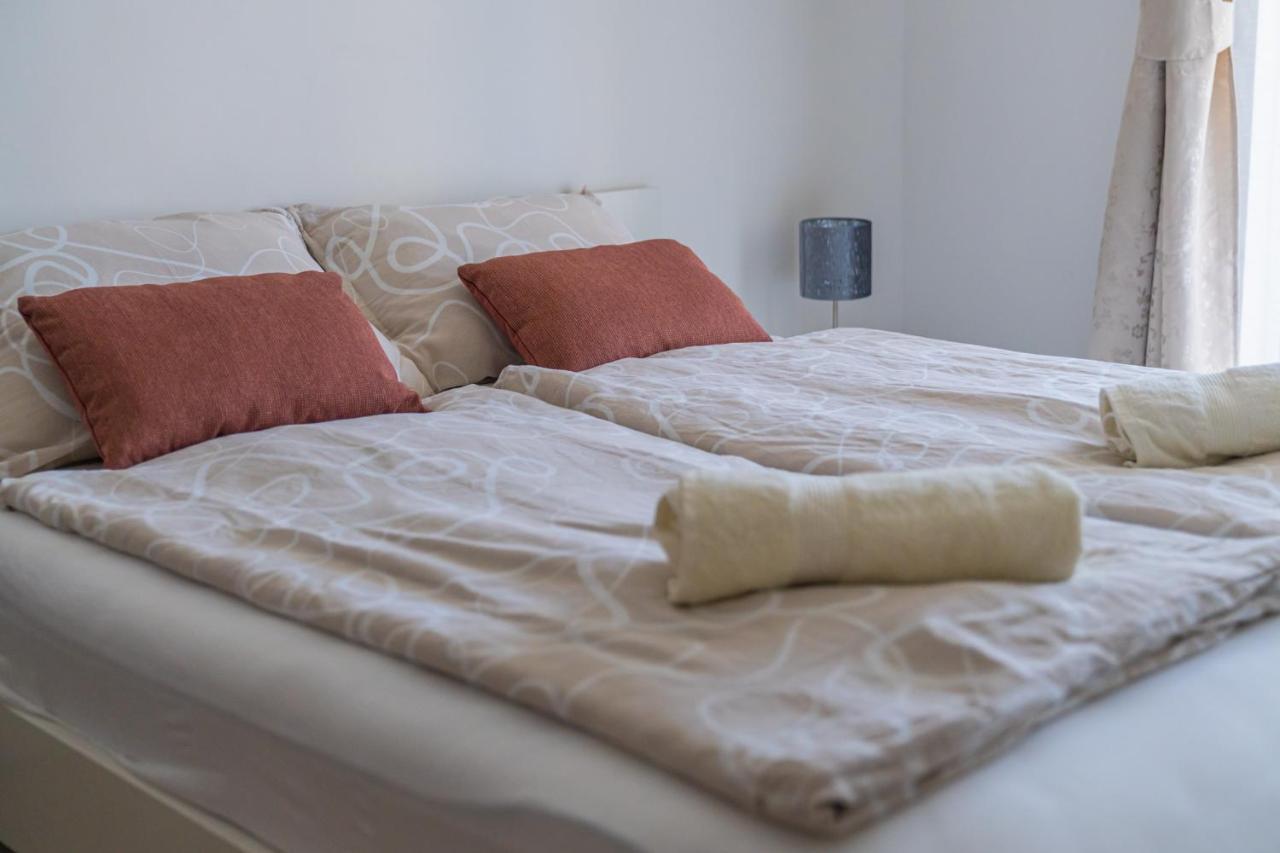 Harmony Inn Apartments בפורטורוז מראה חיצוני תמונה