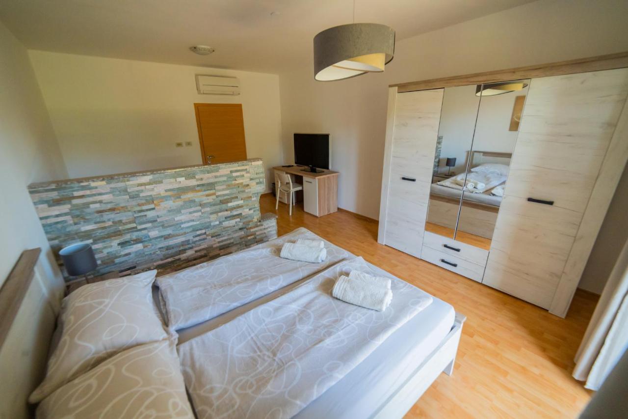 Harmony Inn Apartments בפורטורוז מראה חיצוני תמונה