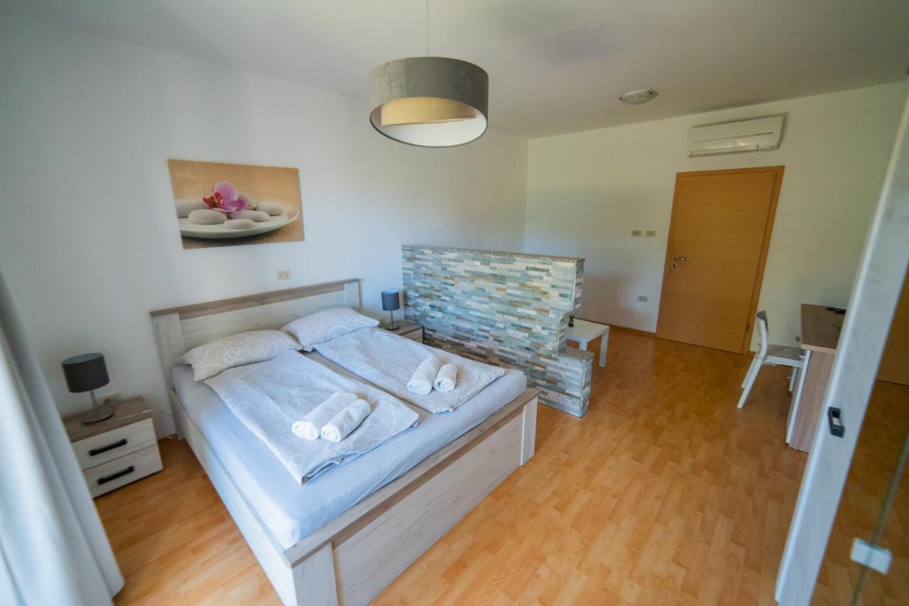Harmony Inn Apartments בפורטורוז מראה חיצוני תמונה