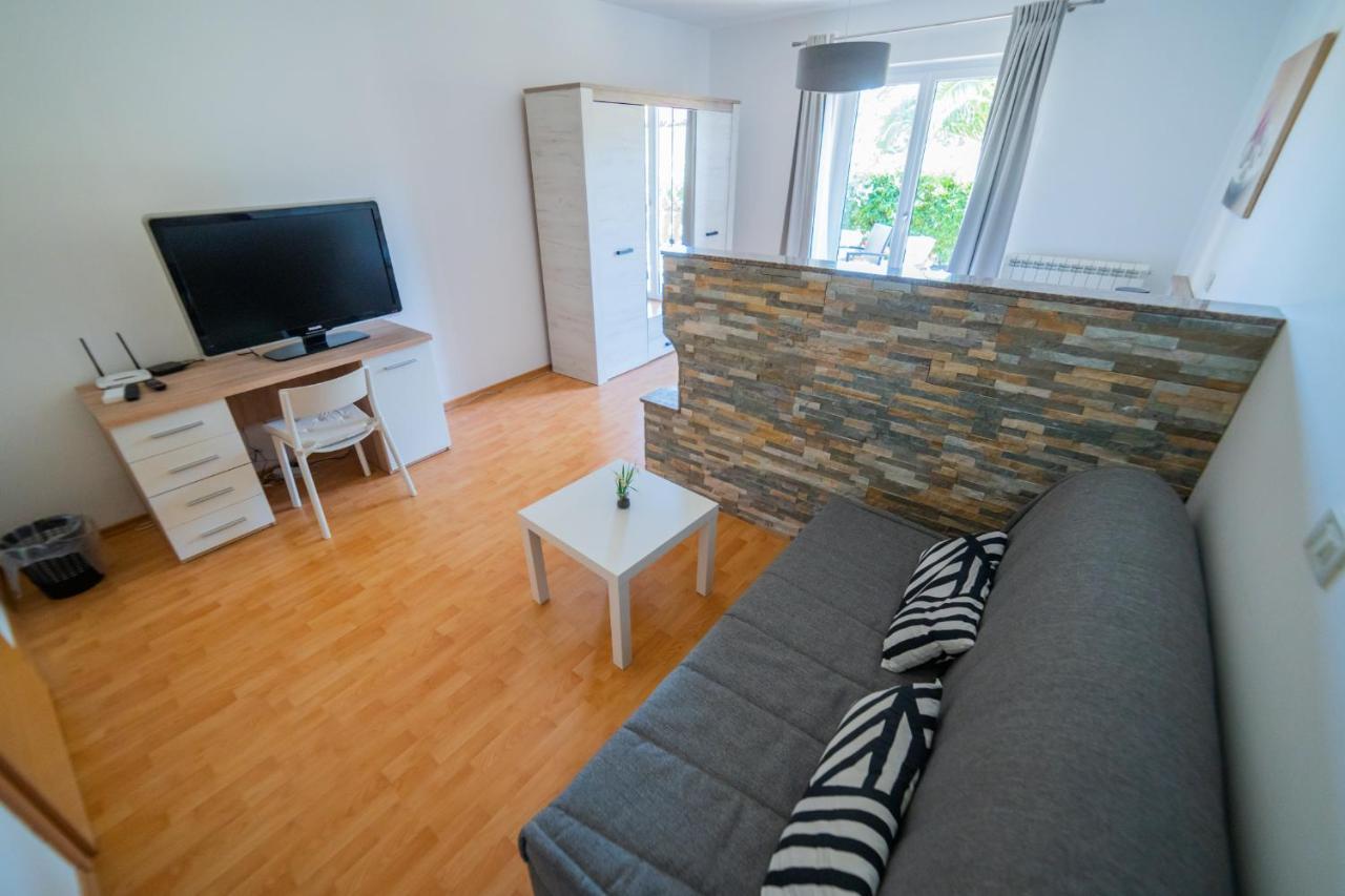 Harmony Inn Apartments בפורטורוז מראה חיצוני תמונה